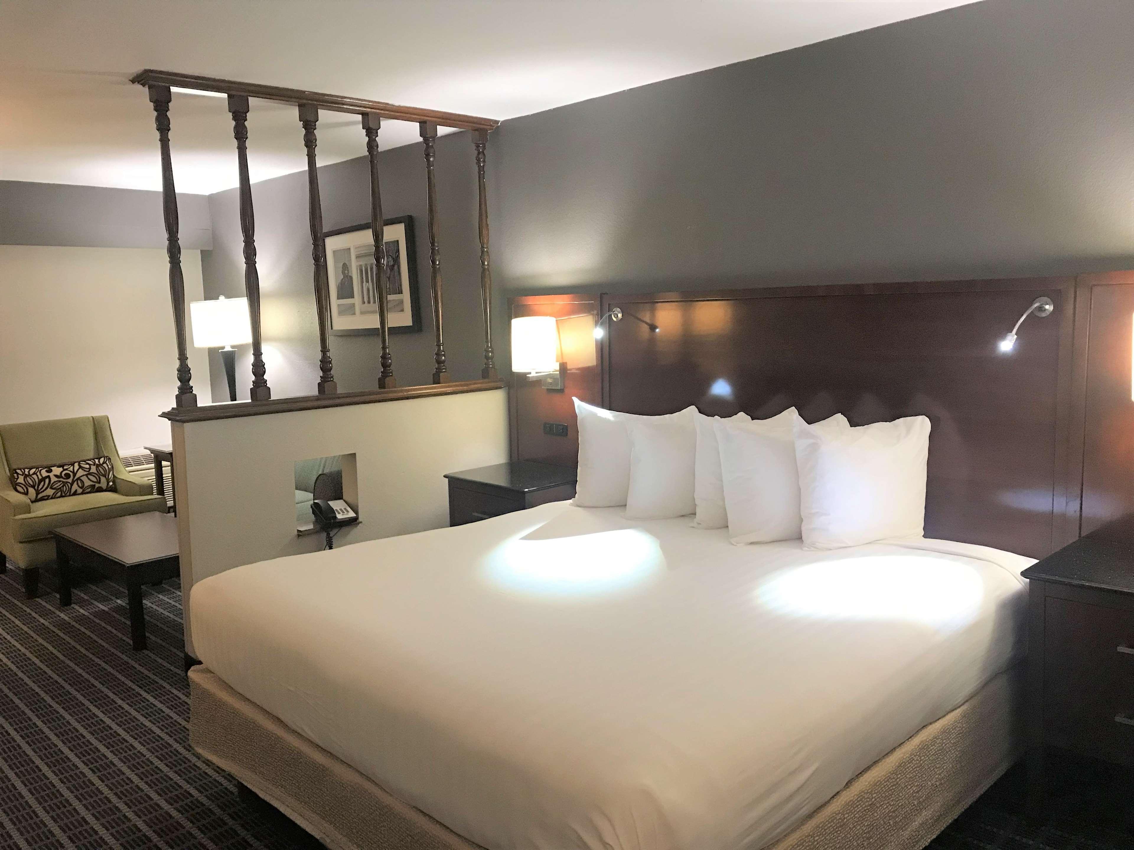 Surestay Plus Hotel By Best Western Greenwood Exterior photo