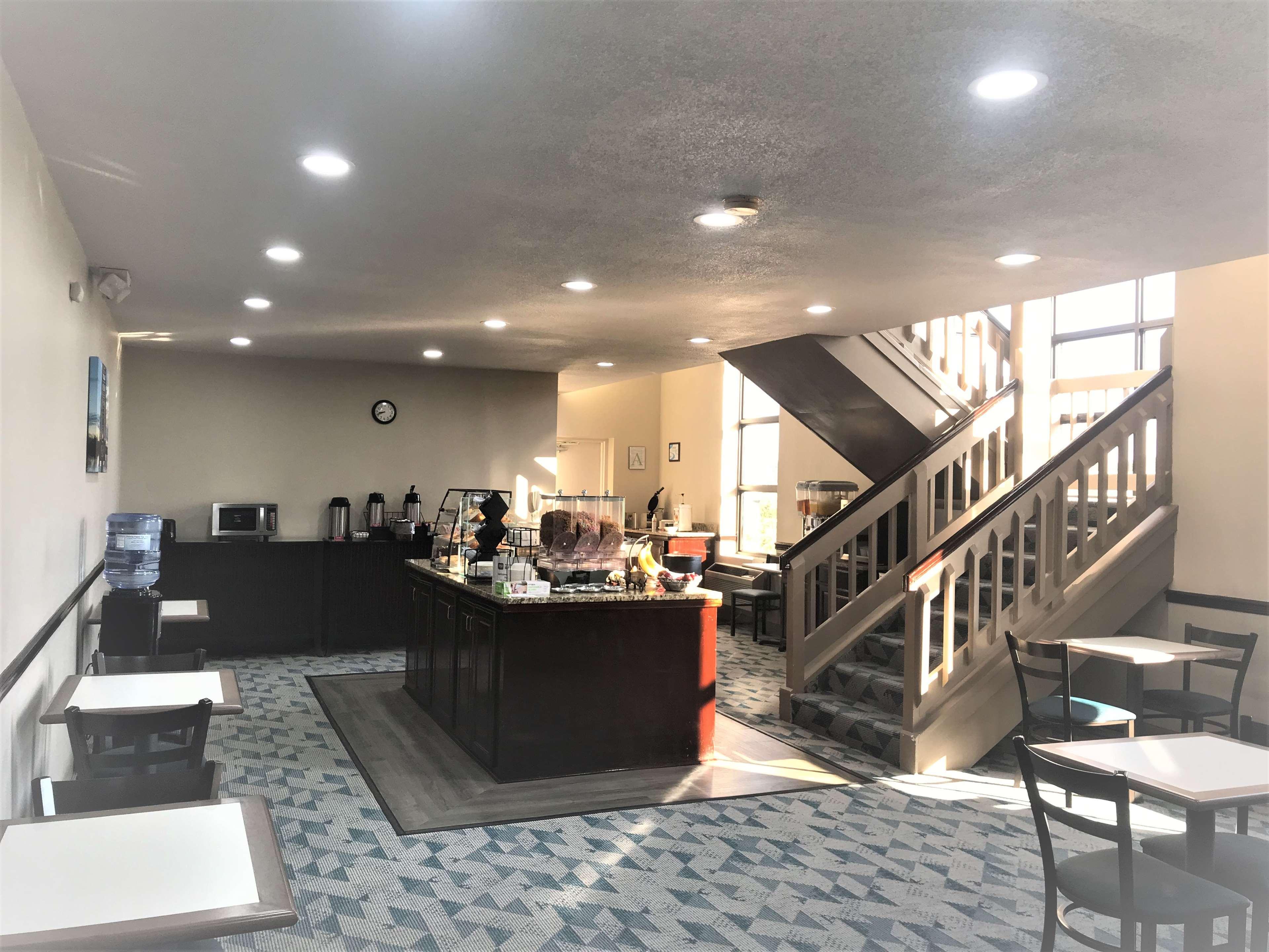Surestay Plus Hotel By Best Western Greenwood Exterior photo